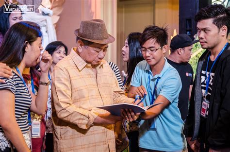 Wikang Filipino, sangkap sa pagpapakilala ng kultura.